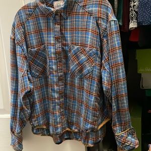 Urban outfitters flannel.  Detail on hem.  Boxy fit. Size small.